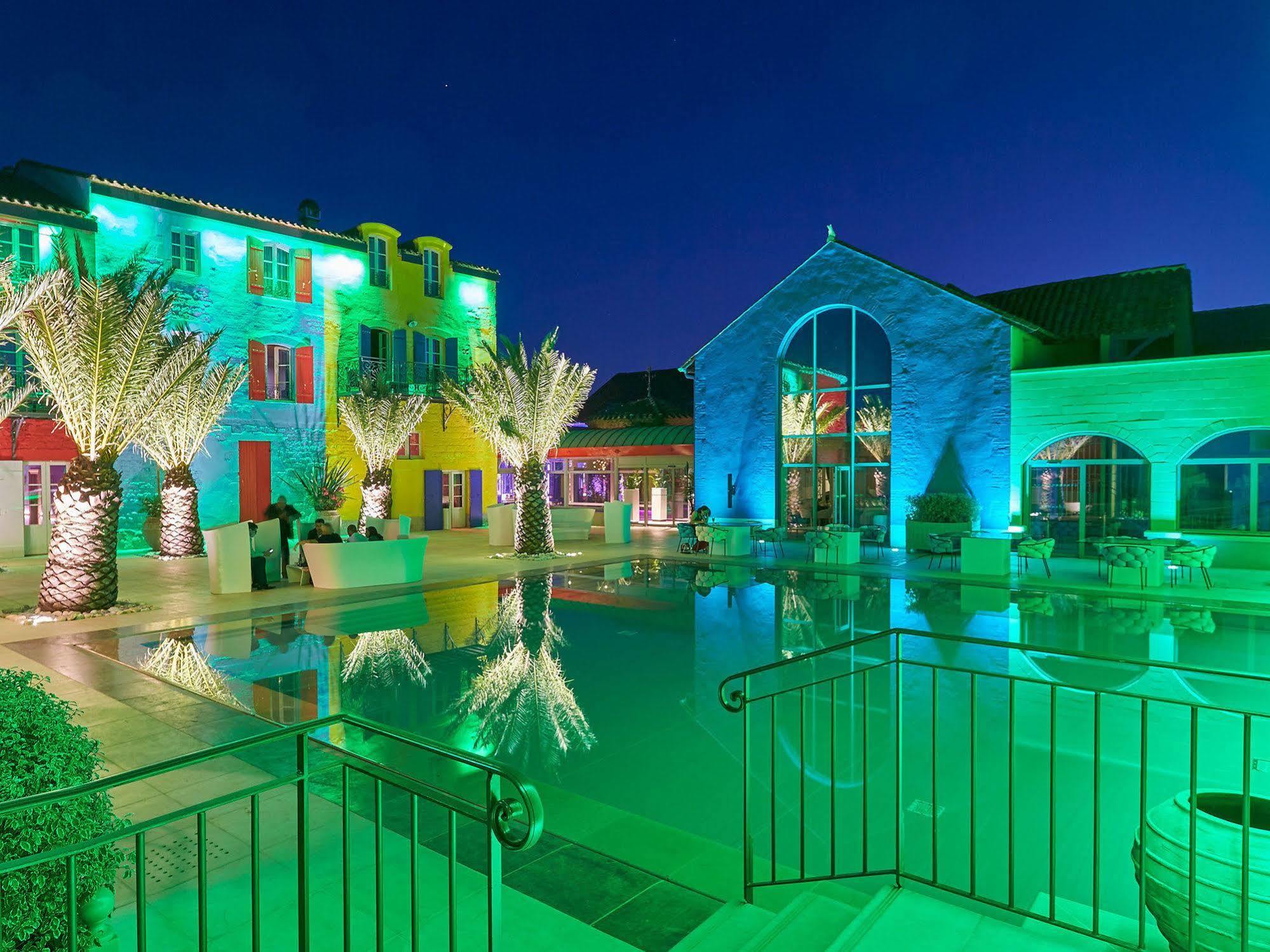 Le Stelsia Resort Saint-Sylvestre-sur-Lot エクステリア 写真